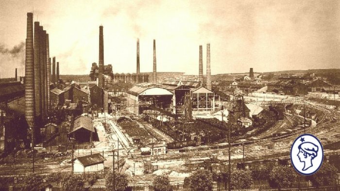 Poldi Kladno - továrna (dobová pohlednice)