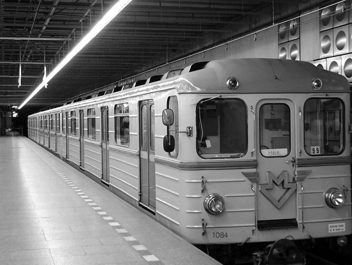 Pražské metro, první vlaky typu Ečs (foto: Jklamo, CC BY-SA 2.5)