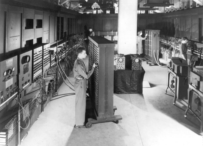 elektronkový počítač ENIAC (foto: U.S. Army, public domain)