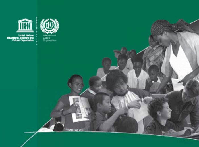 Teachers' Day (flyer, cover: UNESCO)