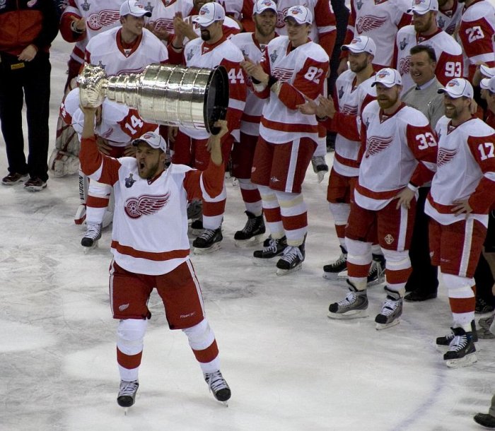 Detroit Red Wings celebrations, Stanley Cup 2008 (photo: Michael Righi / Flickr, CC BY 2.0)