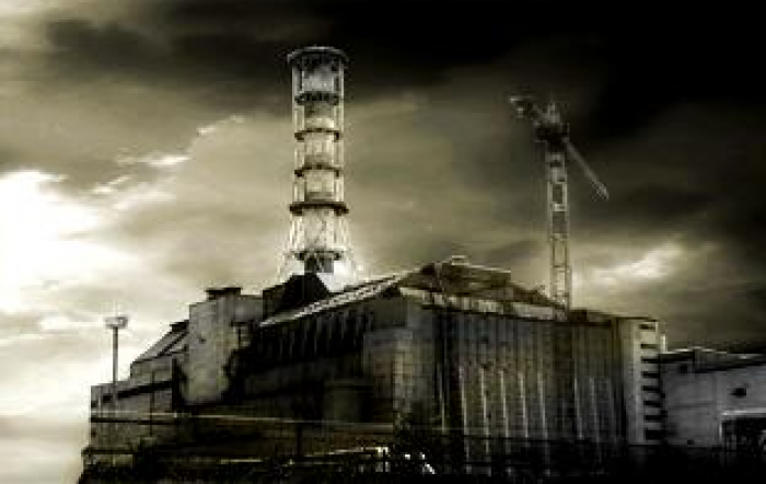 Havárie jaderné elektrárny Černobyl - blok s betonovým sarkofágem